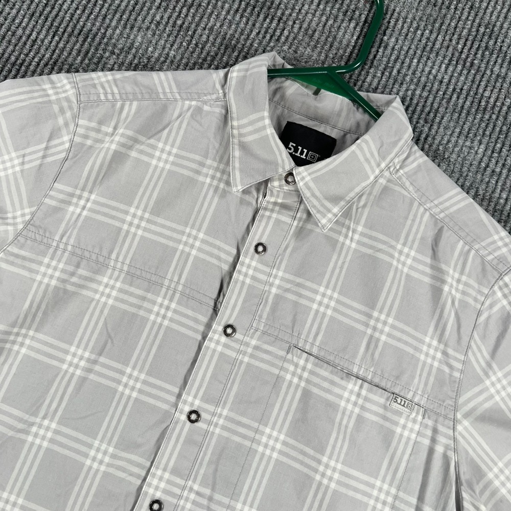 5.11 Tactical Shirt Mens Small Gray Plaid Short Sleeve Snap Up Outdoor Casual